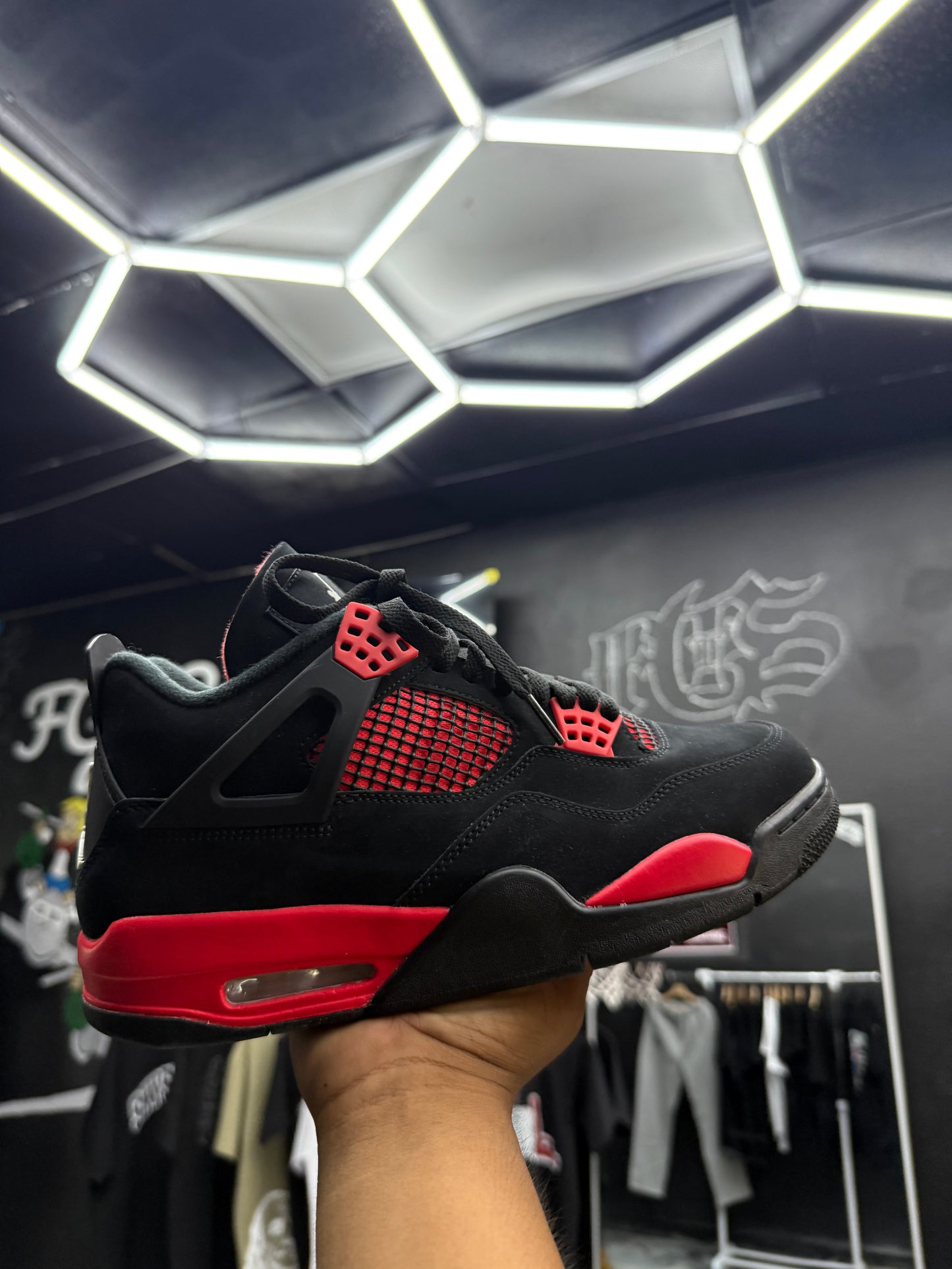 Jordan 4 Red Thunder